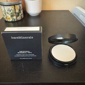 UNUSED - bareMinerals Mineral Veil Pressed Setting Powder in shade Translucent